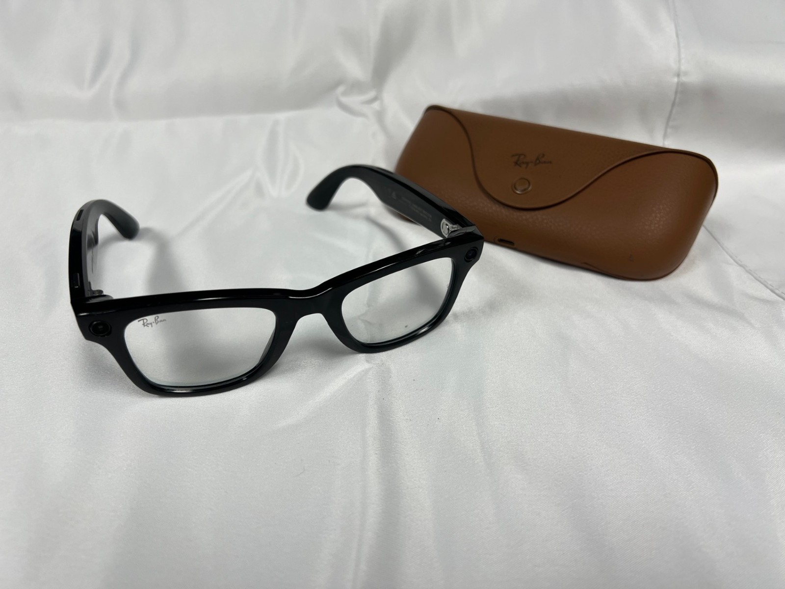 Ray-Ban Meta Wayfarer Smart Glasses – Standard Size Shiny Black Frames.
