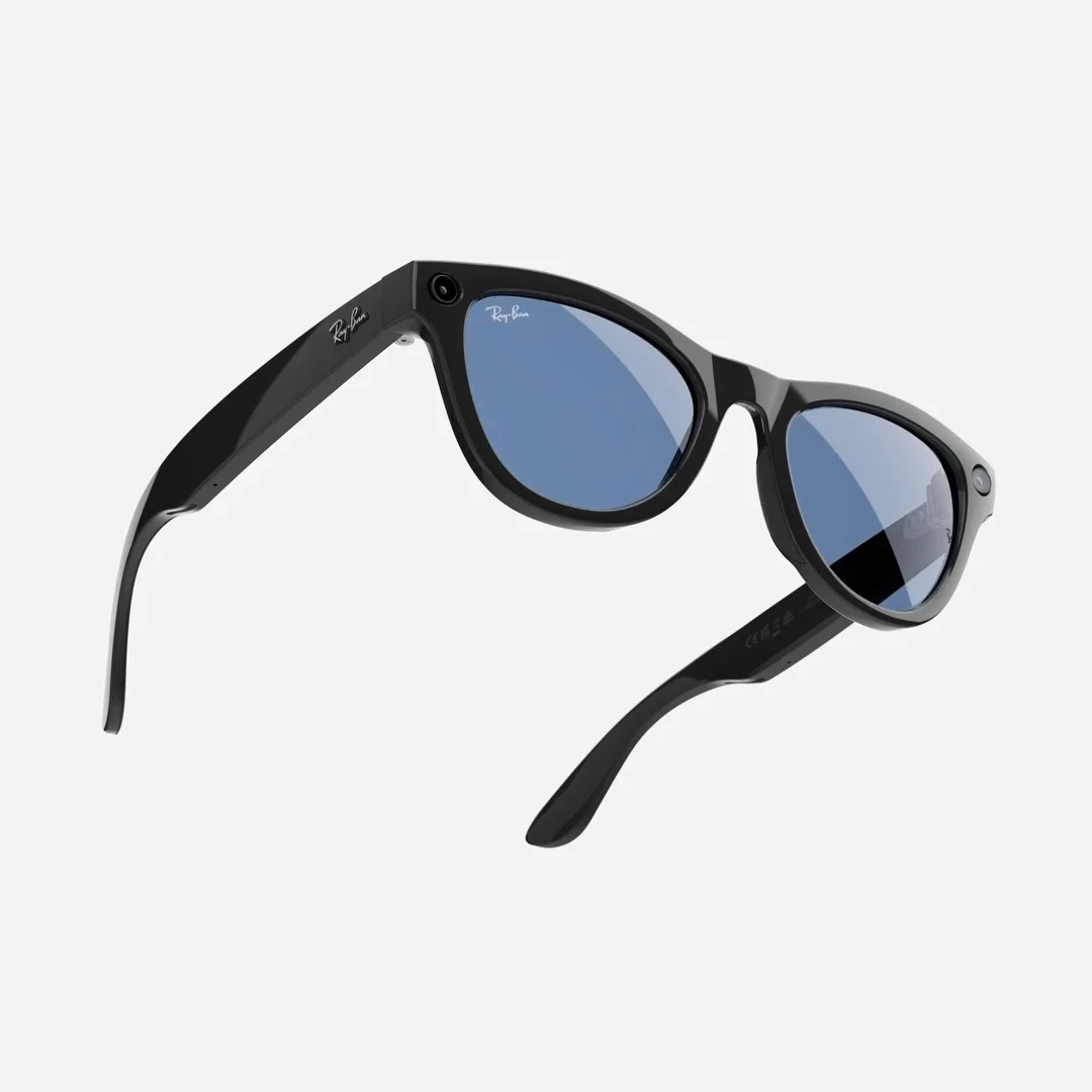 [New] Ray-Ban Meta Skyler (Gen 1), Shiny Black / Cerulean Blue Transitions