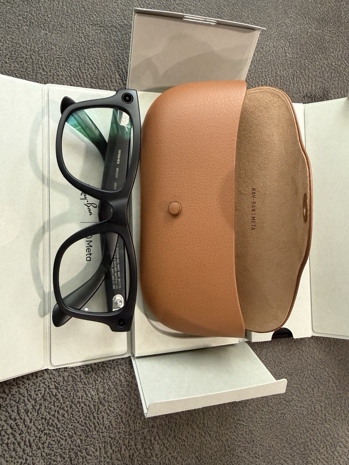 Ray-Ban Meta Wayfarer (Gen 2) Smart Glasses, Matte Black, Transition Lenses