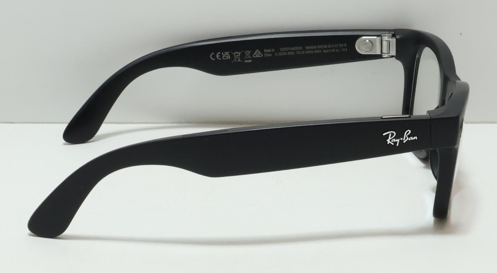 Ray-Ban Meta Wayfarer Smart Glasses RW4006 (Clear)