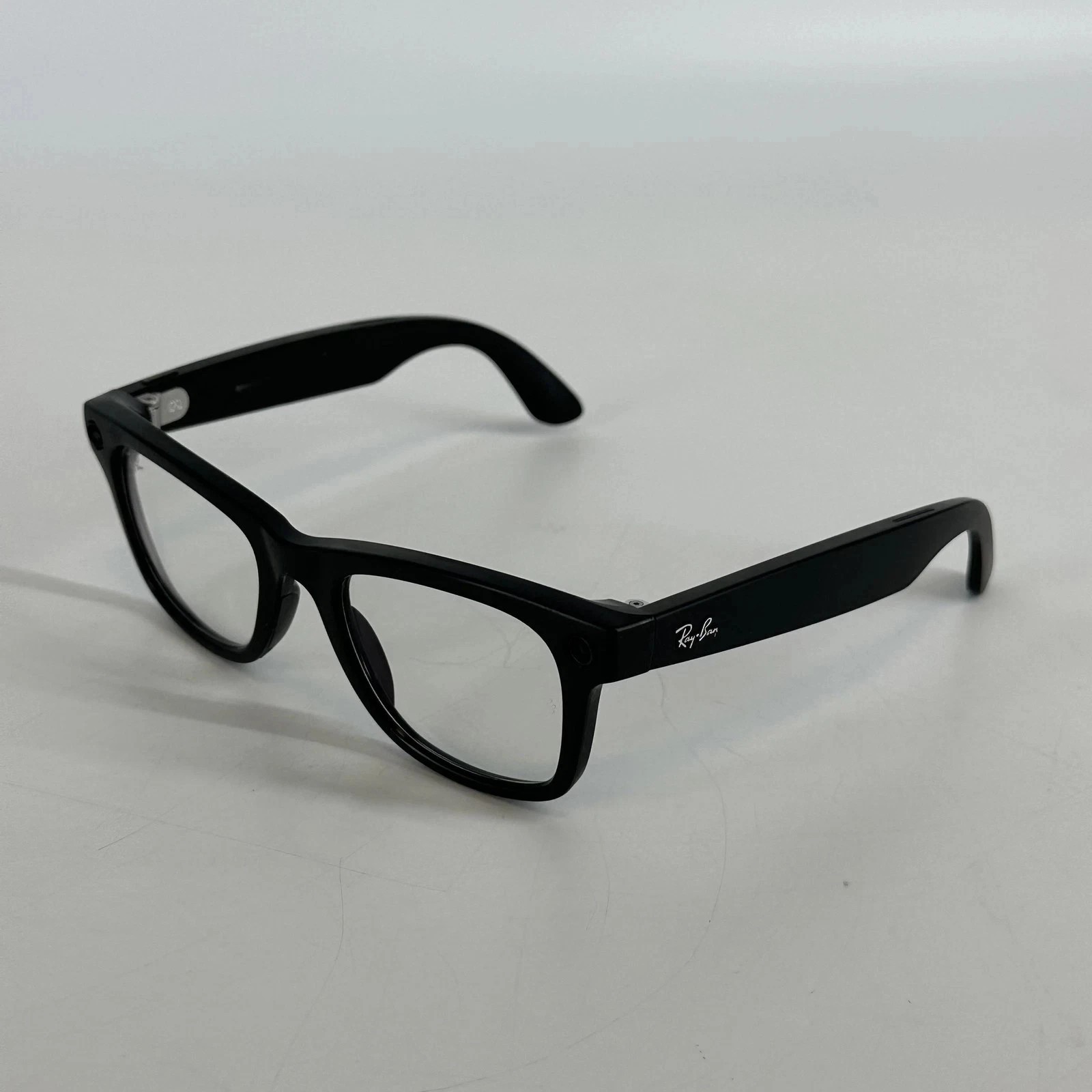 Ray-Ban Meta Wayfarer (Gen 1) Matte Black/Clear to Graphite Green/Large – NEW!!