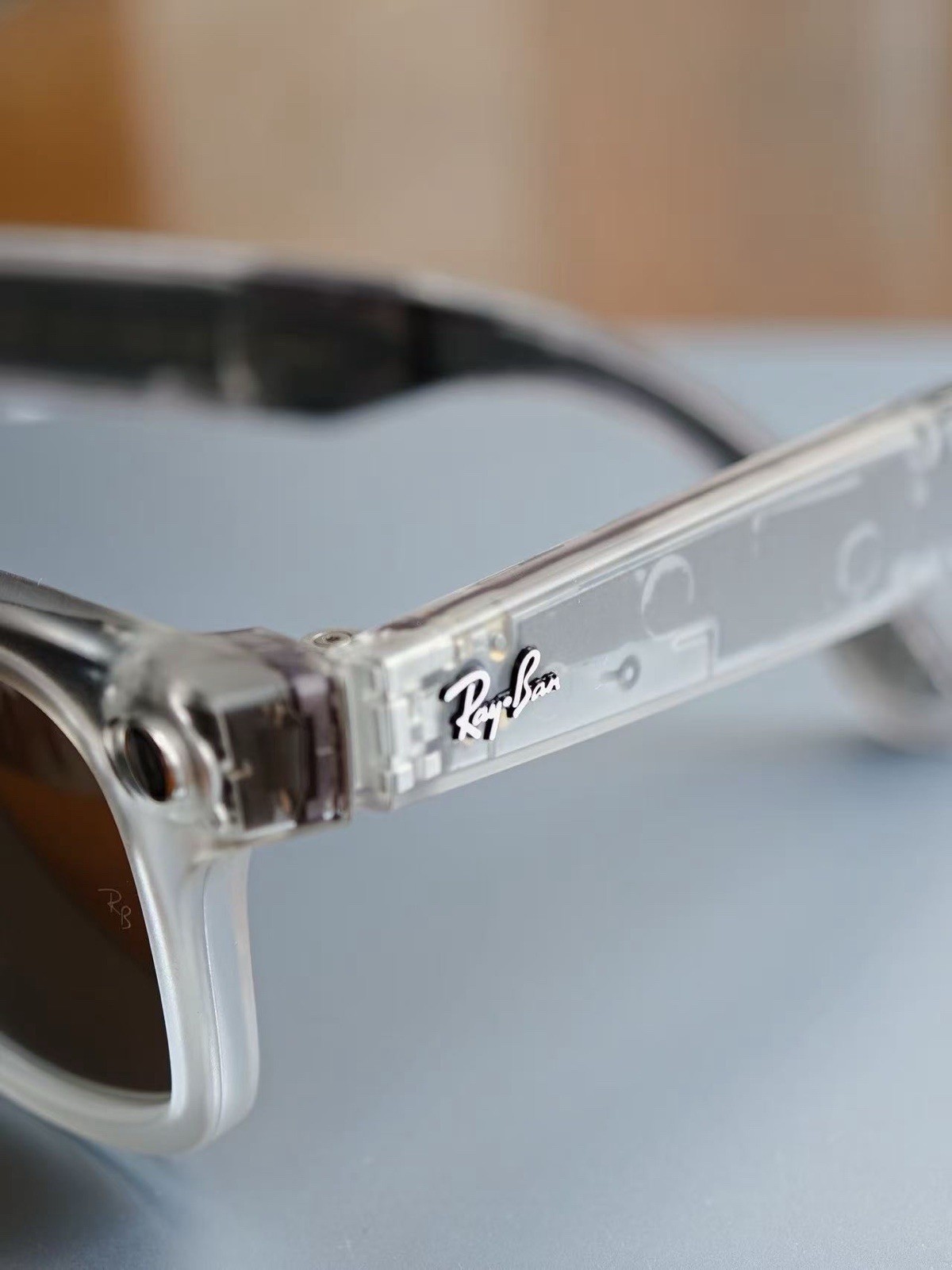 Limited Edition Ray-Ban Meta Wayfarer Gen 2 Matte Brown Gold Lenses